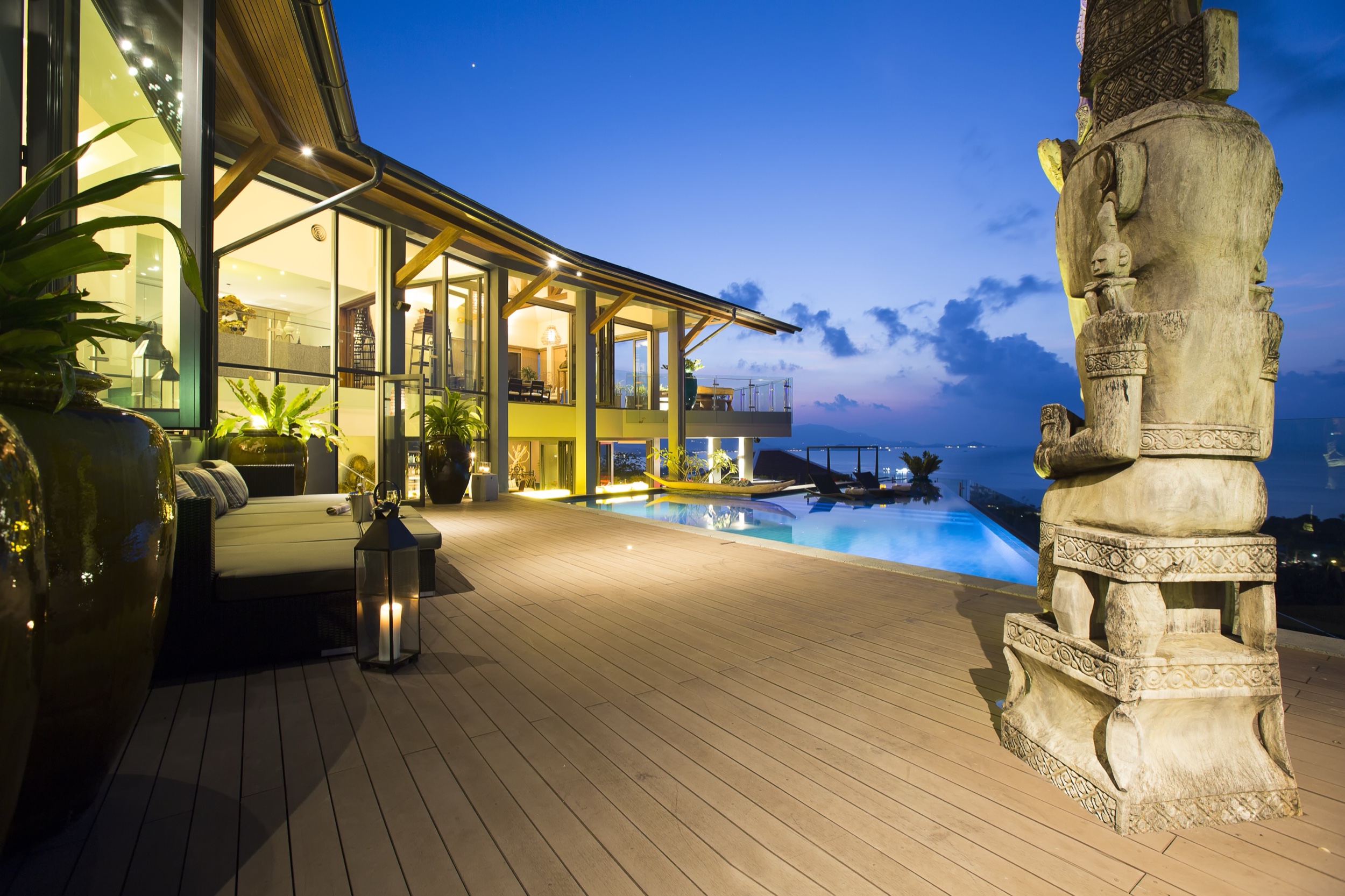 Villa Skyfall overlooking the sea in Koh Samui